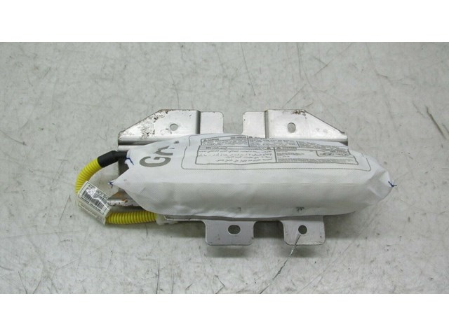   2014-2016 KIA CADENZA OEM RIGHT REAR PASSENGER SIDE SEAT AIRBAG MODULE