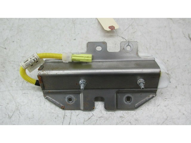   2014-2016 KIA CADENZA OEM RIGHT REAR PASSENGER SIDE SEAT AIRBAG MODULE