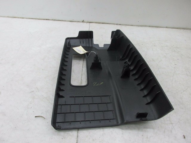 2011-2014 FORD F150 OEM LEFT FRONT PASSENGER SIDE SEATBELT TRIM COVER