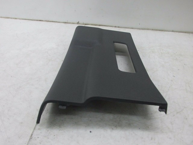 2011-2014 FORD F150 OEM LEFT FRONT PASSENGER SIDE SEATBELT TRIM COVER