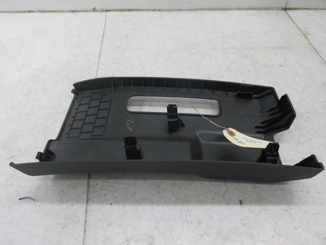 2011-2014 FORD F150 OEM LEFT FRONT PASSENGER SIDE SEATBELT TRIM COVER