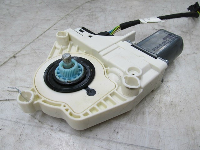 2005-2008 AUDI A6 C6 OEM RIGHT REAR PASSENGER SIDE DOOR WINDOW MOTOR 