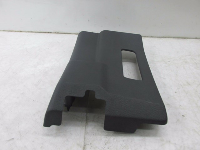 2011-2014 FORD F150 OEM RIGHT FRONT PASSENGER SIDE SEATBELT TRIM COVER
