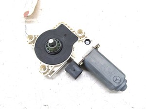 2003-2006 MERCEDES E500 W211 OEM LEFT REAR DOOR WINDOW MOTOR 2118202342 