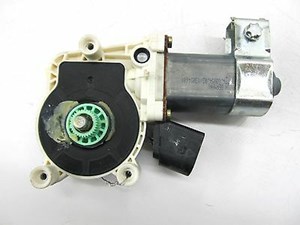 2004-2005 BMW 525i 530i E60 OEM LEFT FRONT DRIVER'S SIDE DOOR WINDOW MOTOR