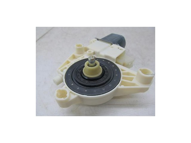 2012-2014 MERCEDES C250 W204 OEM RIGHT FRONT PASSENGER DOOR WINDOW MOTOR