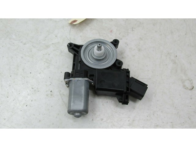 2017-2019 BUICK LACROSSE OEM LEFT FRONT DOOR WINDOW MOTOR 
