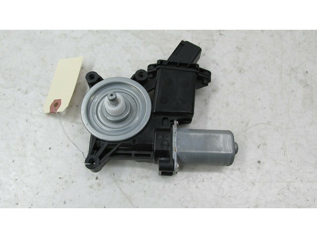 2017-2019 BUICK LACROSSE OEM LEFT FRONT DOOR WINDOW MOTOR 