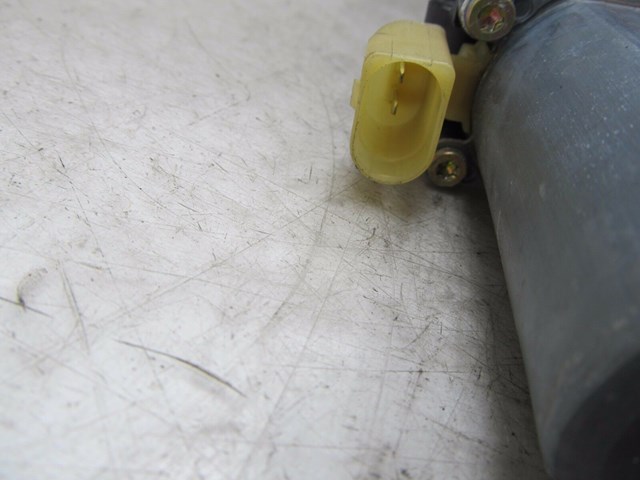 2002-2006 BMW M3 E46 COUPE OEM LEFT FRONT DRIVER DOOR WINDOW MOTOR  