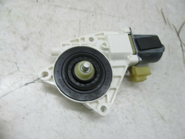 2010-2012 LINCOLN MKZ OEM LEFT REAR DRIVER SIDE DOOR WINDOW MOTOR  