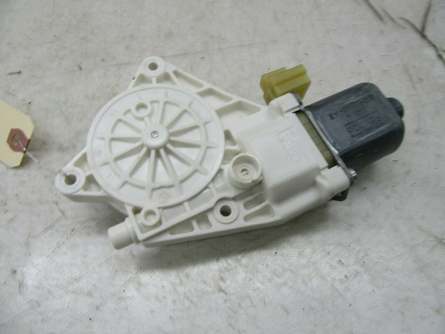 2010-2012 LINCOLN MKZ OEM LEFT REAR DRIVER SIDE DOOR WINDOW MOTOR  