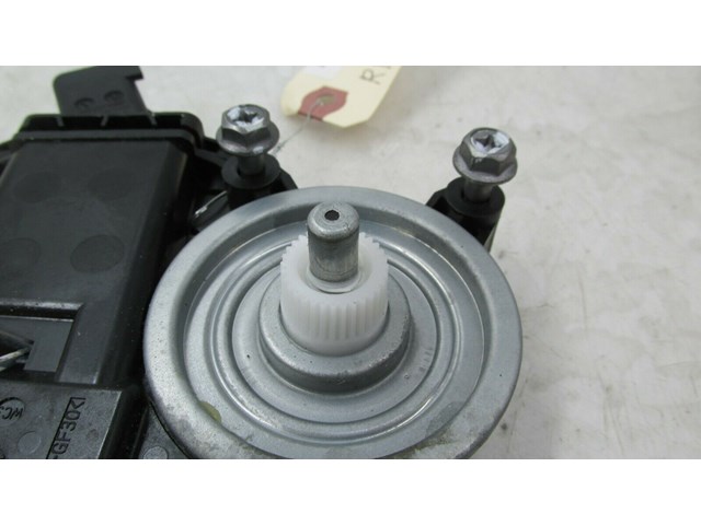 2017-2019 BUICK LACROSSE OEM RIGHT FRONT DOOR WINDOW MOTOR 