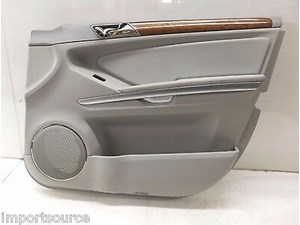 2007-2012 MERCEDES GL450 X164 OEM RIGHT FRONT PASSENGER DOOR PANEL TRIM COVER