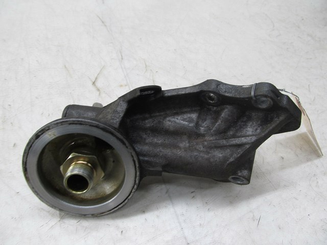  2001-2006 LEXUS LS430 OEM FRONT ENGINE OIL FILTER HOUSING 