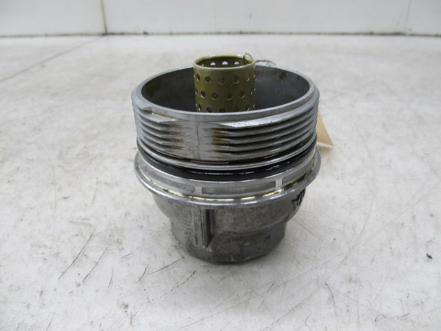  2004-2007 LEXUS RX350 OEM ENGINE OIL FILTER HOUSING 