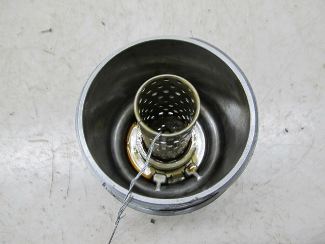  2004-2007 LEXUS RX350 OEM ENGINE OIL FILTER HOUSING 