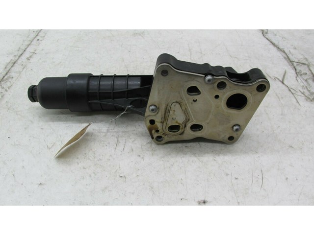 2012-2015 MERCEDES C250 COUPE W204 OEM 1.8L ENGINE OIL FILTER HOUSING 