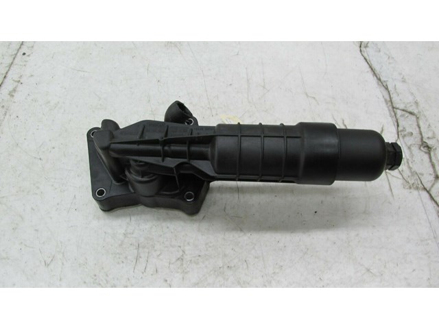 2012-2015 MERCEDES C250 COUPE W204 OEM 1.8L ENGINE OIL FILTER HOUSING 