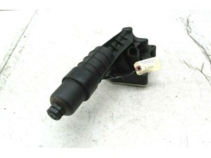 2012-2015 MERCEDES C250 COUPE W204 OEM 1.8L ENGINE OIL FILTER HOUSING 