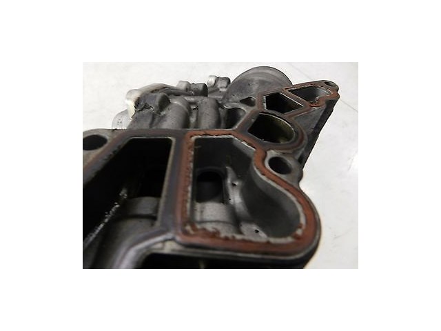 2006-2009 MERCEDES R350 W251 OEM ENGINE OIL FILTER HOUSING COOLER