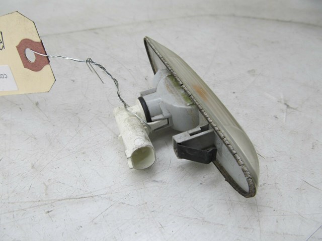  2009-2013 BMW 328i E93 E92 LCI OEM RIGHT FRONT TURN SIGNAL LIGHT LAMP 