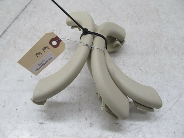 2003-2006 MERCEDES E500 W211 OEM TOP OVERHEAD ROOF GRIP HANDLE SET ASSEMBLY (4)