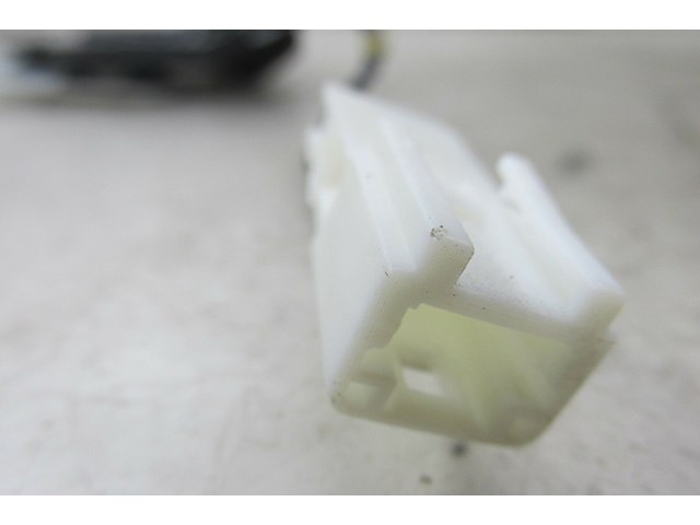 2009-2013 INFINITI G37 CONVERTIBLE OEM RIGHT FRONT ROOF CATCH LATCH 97080JJ50A