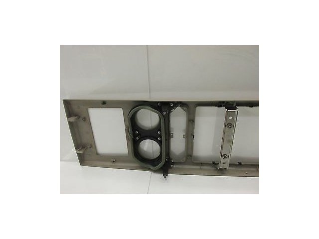 2004-2006 NISSAN QUEST OEM CENTER REAR ROOF TRIM STRIP BEIGE COLOR PANEL BRACKET