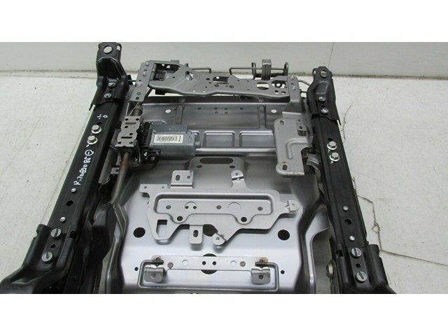 2011-2018 INFINITI M37 Q70 OEM RIGHT FRONT PASSENGER SEAT TRACK ASSEMBLY  