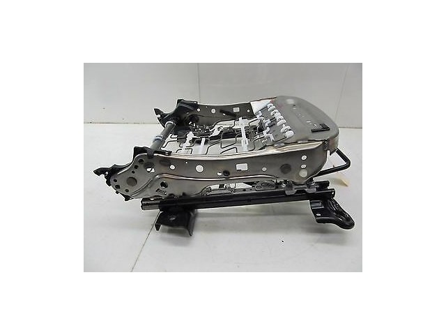 2012-2015 TOYOTA PRIUS C OEM RIGHT FRONT PASSENGER'S SIDE SEAT MANUAL SEAT TRACK