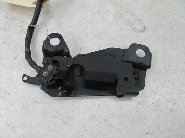  2002-2006 LEXUS SC430 OEM LEFT FRONT SLIDING ROOF LATCH LOCK