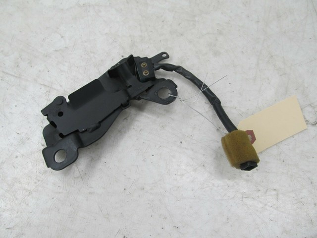 2002-2006 LEXUS SC430 OEM LEFT FRONT SLIDING ROOF LATCH LOCK