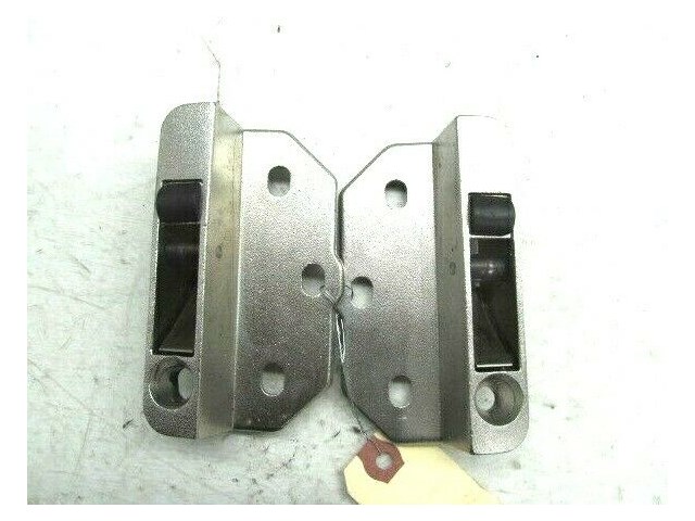 2006-2010 BMW 650i E64 OEM CONVERTIBLE TOP ROOF LOCK LATCH PLATE 8 204 285 