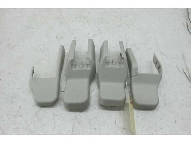 2011-2018 INFINITI M37 Q70 OEM RIGHT FRONT PASSENGER SEAT TRACK BOLT COVERS