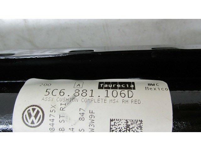 2012-2015 VOLKSWAGEN PASSAT OEM RIGHT FRONT PASSENGER MANUAL SEAT TRACK  