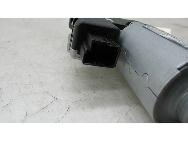 2007-2010 BMW X5 E70 OEM PANORAMIC ROOF ROLL UP SUNSHADE MOTOR 