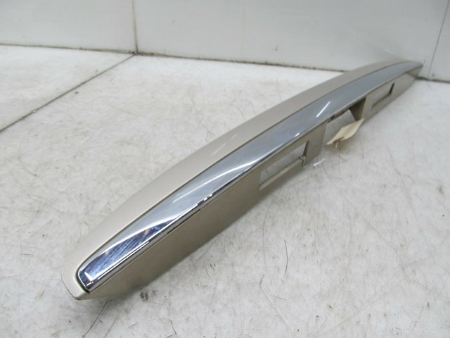 2004-2009 LEXUS RX350 RX330 OEM REAR GARNISH TRIM MOLDING COVER 