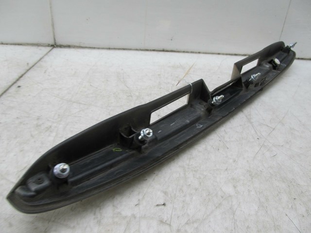 2004-2009 LEXUS RX350 RX330 OEM REAR GARNISH TRIM MOLDING COVER 