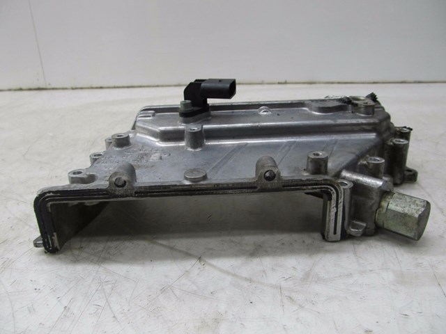 2004-2008 AUDI A8L OEM OEM W12 6.0 ENGINE RIGHT SIDE TIMING COVER PLATE