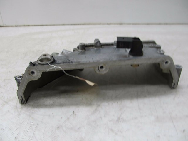 2004-2008 AUDI A8L OEM OEM W12 6.0 ENGINE RIGHT SIDE TIMING COVER PLATE