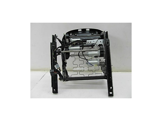 2004-2006 BMW X3 E83 OEM RIGHT FRONT PASSENGER'S SIDE SEAT TRACK WITH MOTORS