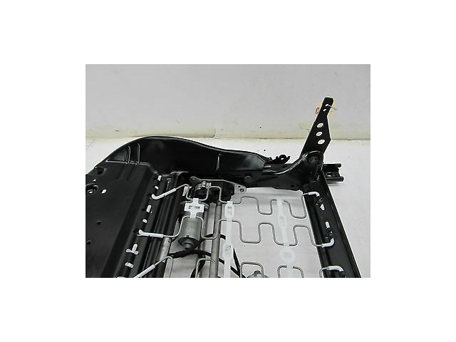 2004-2006 BMW X3 E83 OEM RIGHT FRONT PASSENGER'S SIDE SEAT TRACK WITH MOTORS