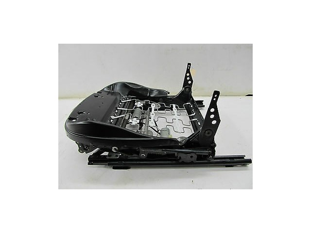 2004-2006 BMW X3 E83 OEM RIGHT FRONT PASSENGER'S SIDE SEAT TRACK WITH MOTORS