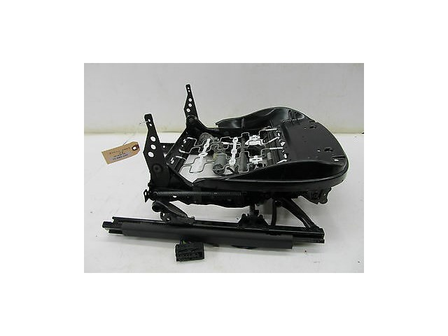 2004-2006 BMW X3 E83 OEM RIGHT FRONT PASSENGER'S SIDE SEAT TRACK WITH MOTORS
