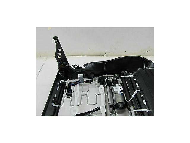 2004-2006 BMW X3 E83 OEM LEFT FRONT DRIVER'S SIDE SEAT TRACK WITH MOTORS