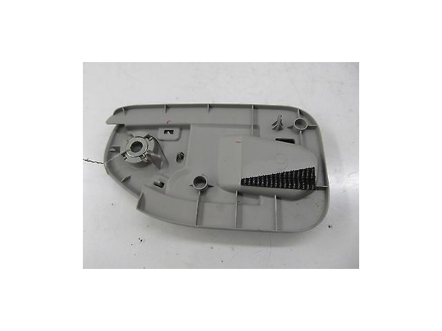 2012-2015 TOYOTA PRIUS C OEM REAR CENTER BELT ASSEMBLY ANCHOR PLATE 73139 52070