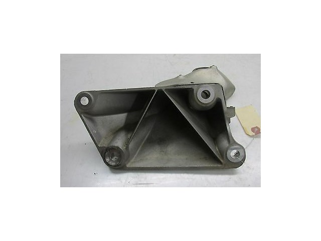 2007-2010 BMW 328i E90 OEM RIGHT FRONT ENGINE SUPPORT MOTOR MOUNT BRACKET 