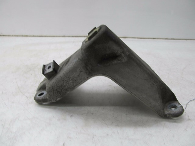 2004-2008 AUDI A8L W12 OEM RIGHT FRONT ENGINE MOTOR MOUNT 4E0 199 308