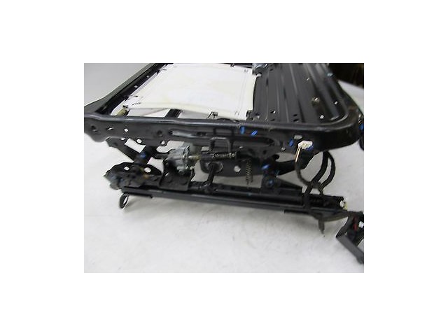 2004-2008 MASERATI QUATTROPORTE M139 OEM RIGHT FRONT PASSENGER SEAT TRACK FRAME