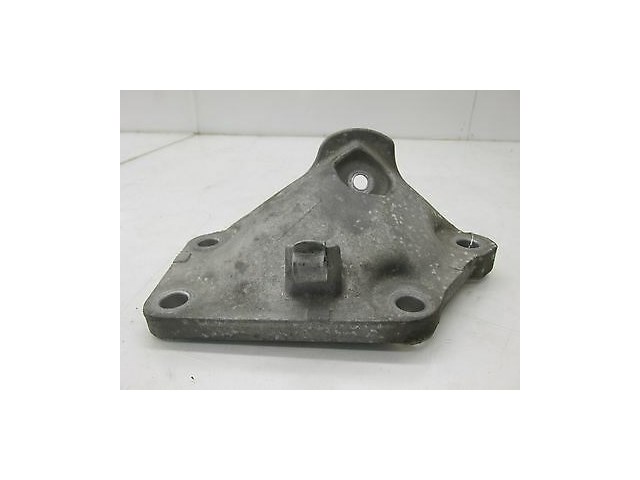 2006-2007 BMW 530I E60 OEM LEFT FRONT ENGINE MOTOR MOUNT SUPPORT BRACKET 6768521